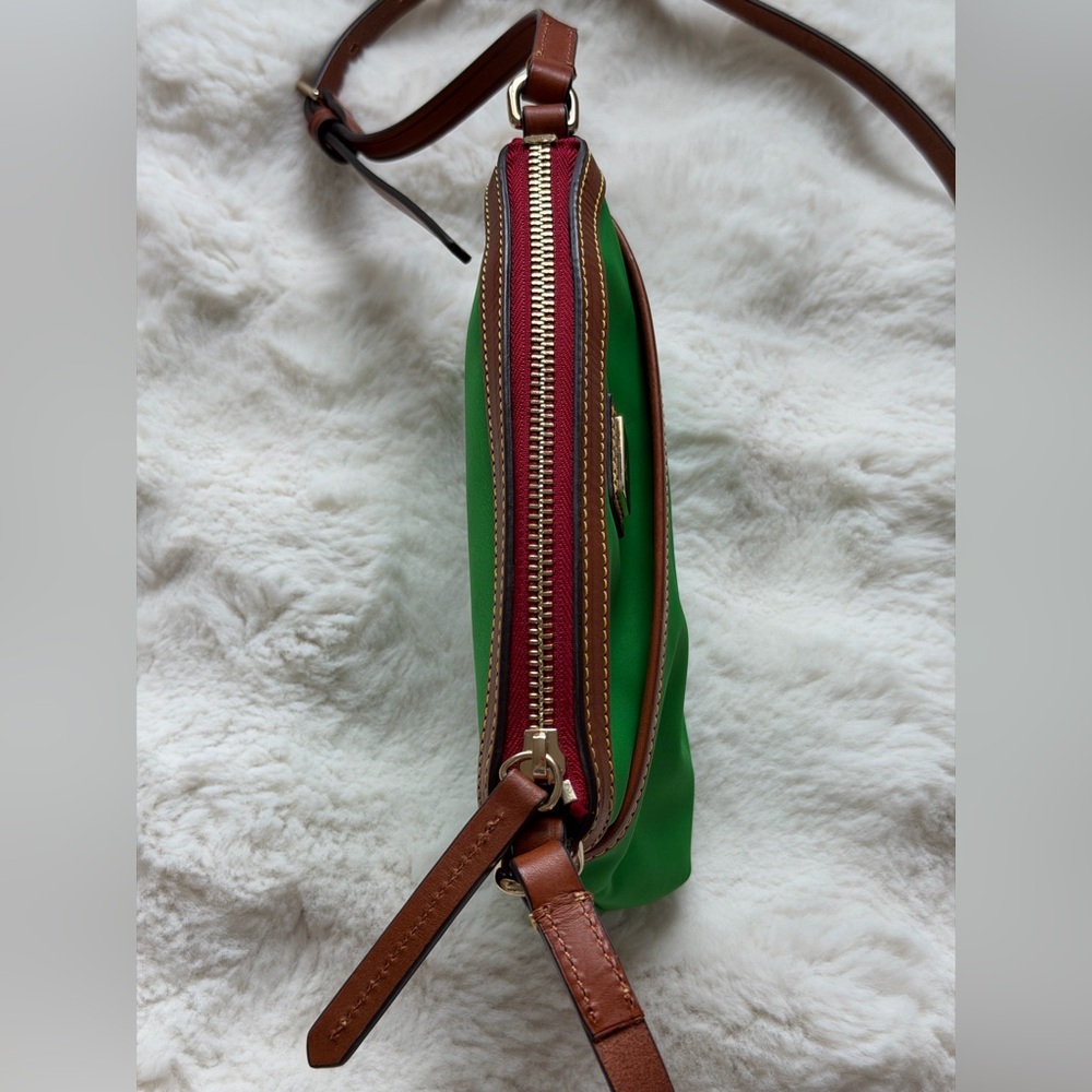 Dooney & Bourke Wayfarer Camden Dome Crossbody Green Bag with Leather Brown Trim - Picture 9 of 12